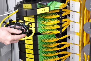 fiber-optic-splice-closures-and-optical-cross-connects fiber-optic-splice-closures-and-optical-cross-connects